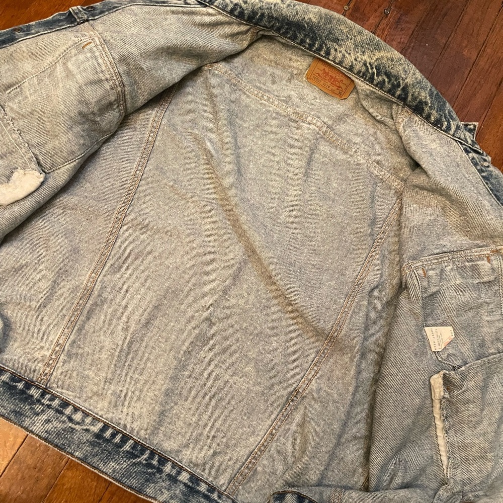 Levi’s VTG Acid Wash Denim Jacket - Picture 5 of 13